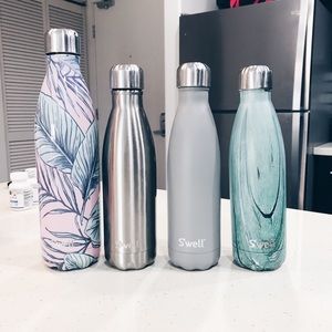 BUNDLE Swell water bottles
